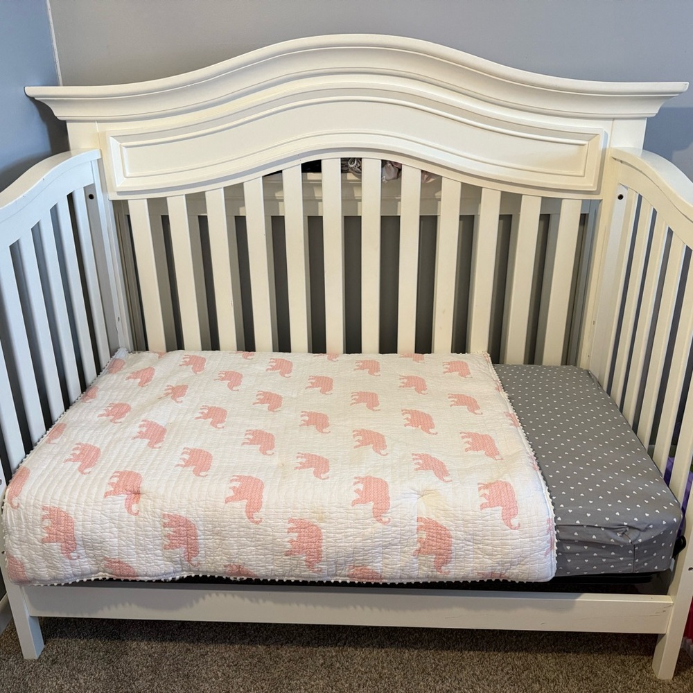 Pink Elephant Baby Quilt and Gray heartCrib Sheet Set